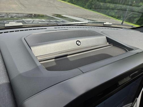 Agate Black Metallic 2026 Ford F-150 Lariat