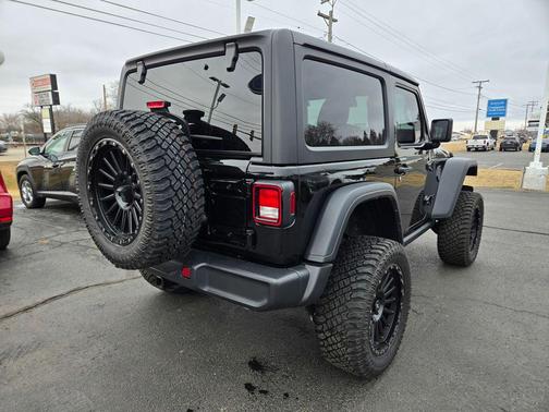 2024 Jeep Wrangler Willys