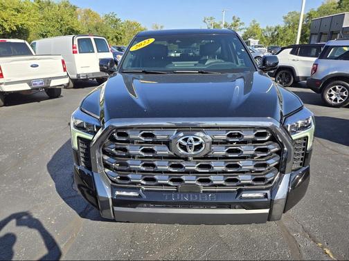 2022 Toyota Tundra Platinum