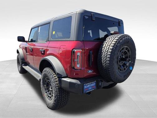 Ruby Red Metallic Tinted Clearcoat 2026 Ford Bronco Outer Banks