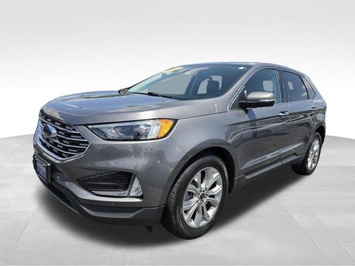 Carbonized Gray Metallic 2024 Ford Edge Titanium
