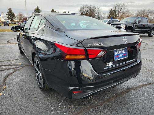 2023 Nissan Altima SR FWD