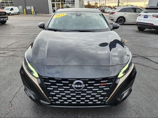 2023 Nissan Altima SR FWD
