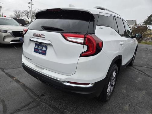 2023 GMC Terrain SLT