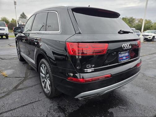 2019 Audi Q7 45 Premium