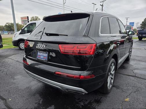 2019 Audi Q7 45 Premium