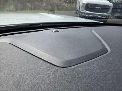 Space White Metallic 2026 Ford Explorer Active