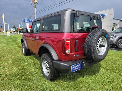 2025 Ford Bronco Base 2 Door 4x4