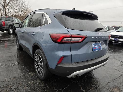 2026 Ford Escape PHEV SE