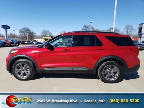 2023 Ford Explorer XLT