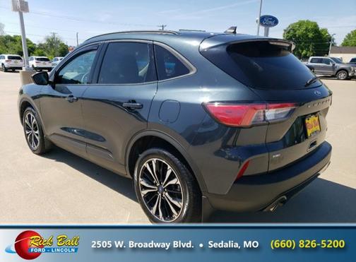2022 Ford Escape SE