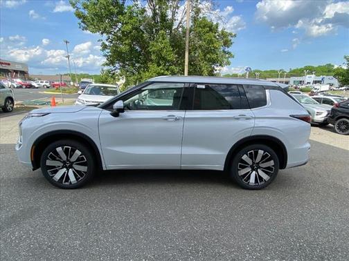 2025 Mitsubishi Outlander SEL 2.5 2WD