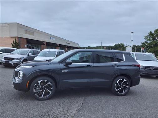 2025 Mitsubishi Outlander PHEV SE S-AWC