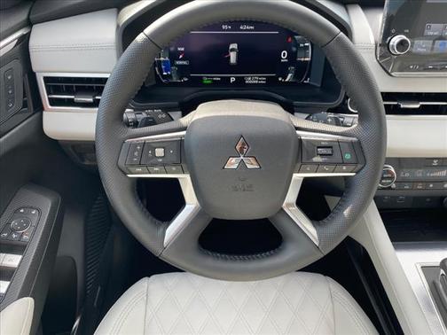 2025 Mitsubishi Outlander PHEV SEL