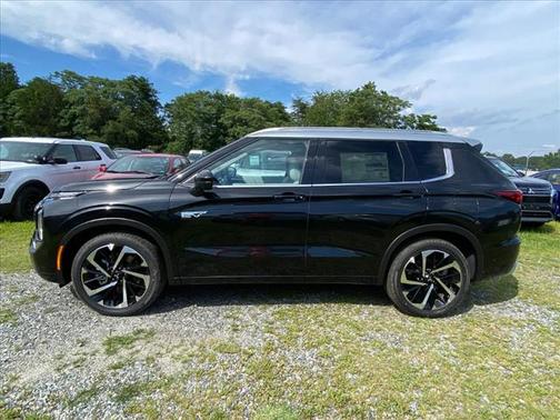 2025 Mitsubishi Outlander PHEV SEL