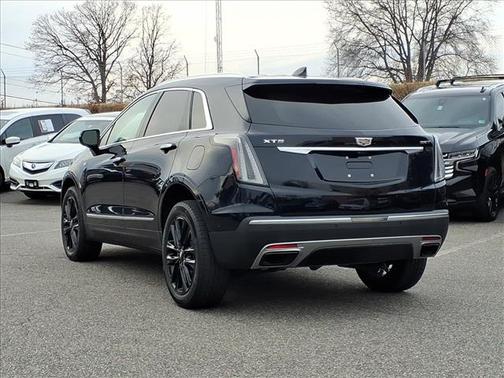 2021 Cadillac XT5 Premium Luxury