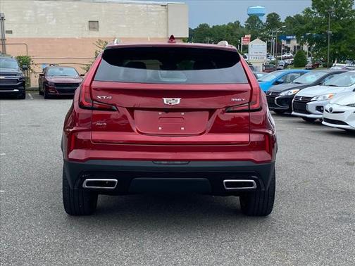 2025 Cadillac XT4 Premium Luxury