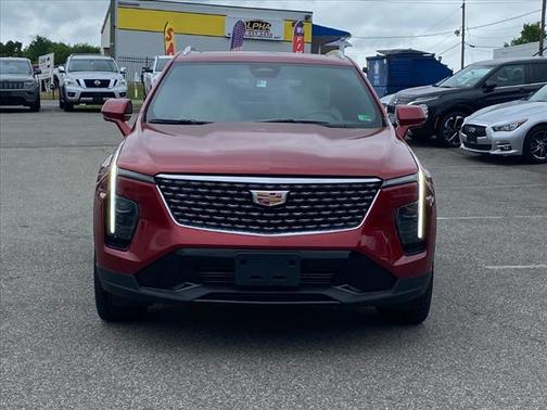 2025 Cadillac XT4 Premium Luxury