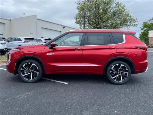 2025 Mitsubishi Outlander PHEV SEL