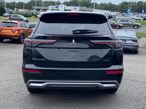 2025 Mitsubishi Outlander PLATINUM EDITION 2.5 S-AWC