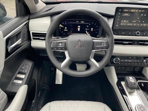 2025 Mitsubishi Outlander PLATINUM EDITION 2.5 S-AWC