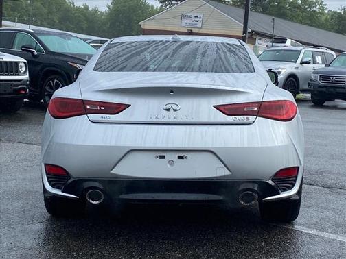 2017 INFINITI Q60 3.0t Red Sport 400