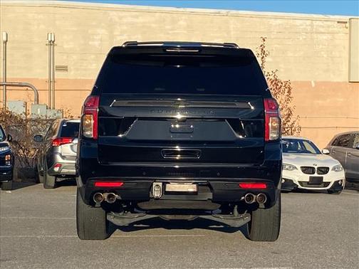 2022 Chevrolet Suburban 4WD High Country