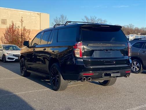 2022 Chevrolet Suburban 4WD High Country