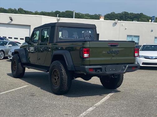 2023 Jeep Gladiator Sport