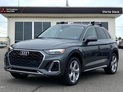 2022 Audi Q5 45 S line Premium Plus