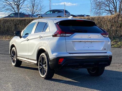 2024 Mitsubishi Eclipse Cross LE