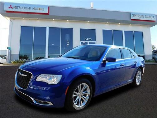 Photo 1 of 24 of 2018 Chrysler 300 Touring