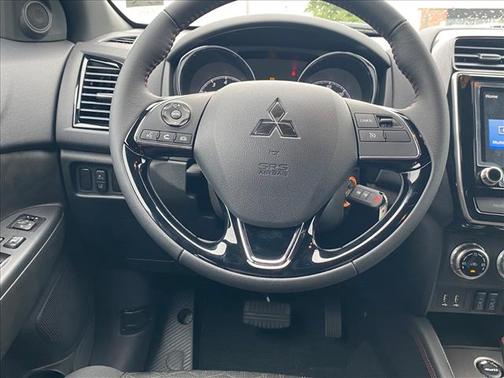 2025 Mitsubishi Outlander Sport 2.0 S