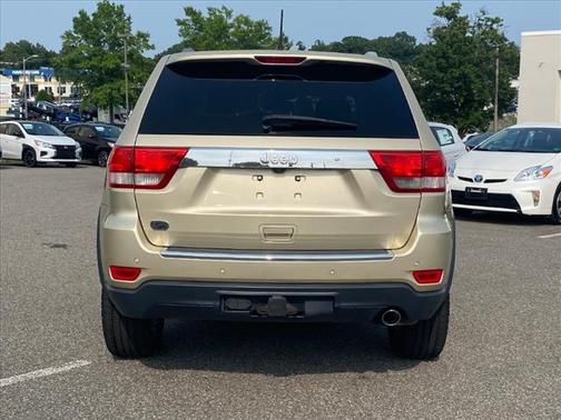 2011 Jeep Grand Cherokee Overland