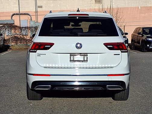 2021 Volkswagen Tiguan 2.0T SEL R-Line 4MOTION