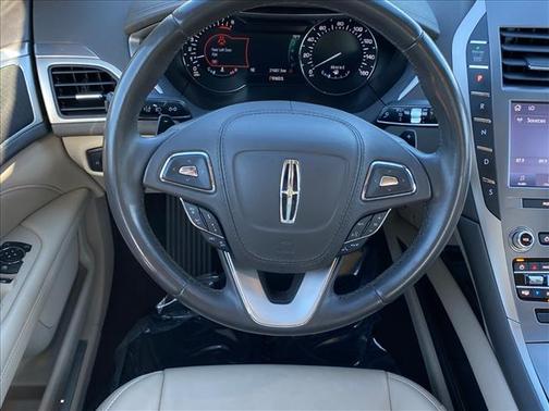 2020 Lincoln MKZ Standard