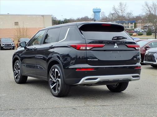 2023 Mitsubishi Outlander SE Special Edition 2WD