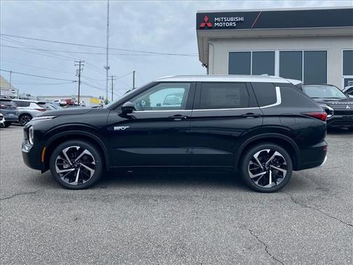 2025 Mitsubishi Outlander PHEV SEL
