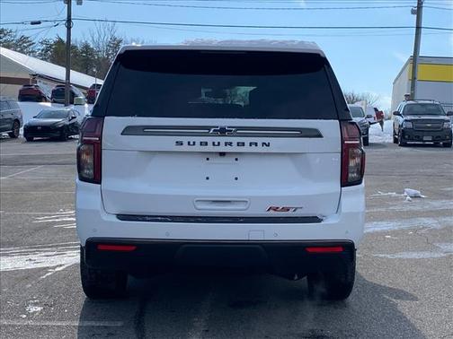 2022 Chevrolet Suburban RST