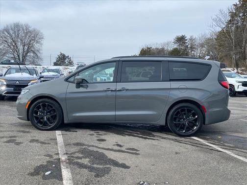 2022 Chrysler Pacifica Limited