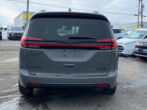 2022 Chrysler Pacifica Limited