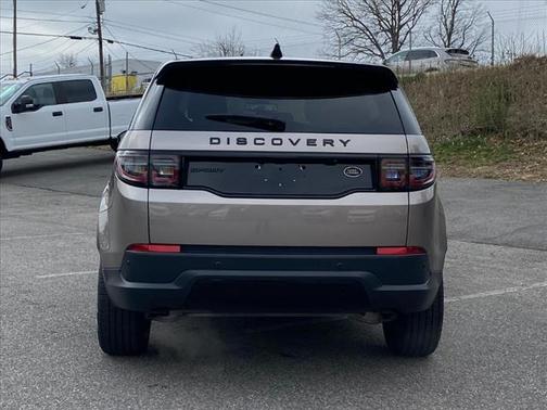 2022 Land Rover Discovery Sport SE