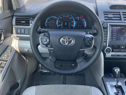 2012 Toyota Camry Hybrid XLE
