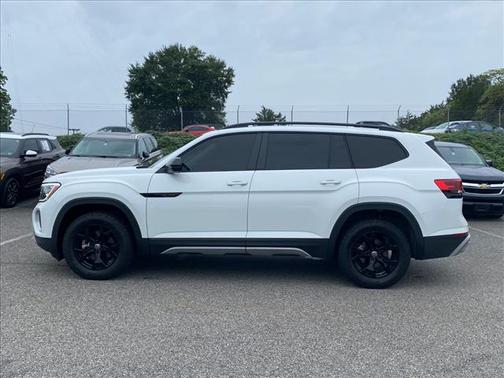 2024 Volkswagen Atlas 2.0T SEL