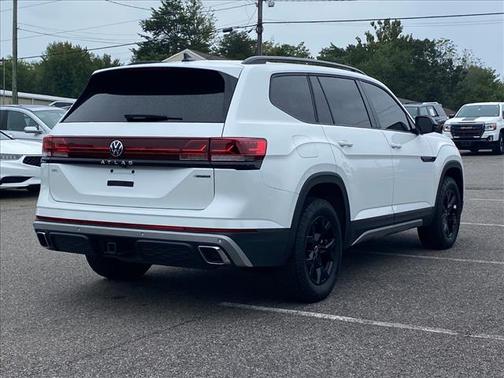 2024 Volkswagen Atlas 2.0T SEL