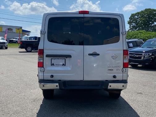 2016 Nissan NV Passenger NV3500 HD S V6