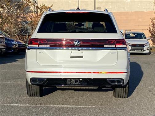 2024 Volkswagen Atlas 2.0T SEL Premium R-Line 4MOTION