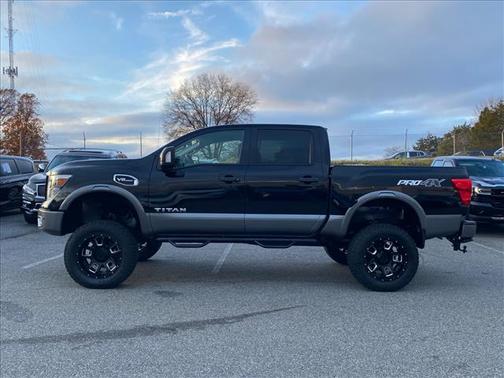 2017 Nissan Titan PRO-4X