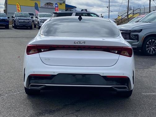 2023 Kia K5 EX