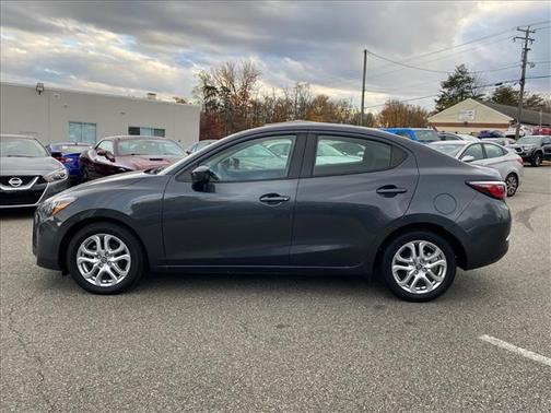 2017 Toyota Yaris iA Base